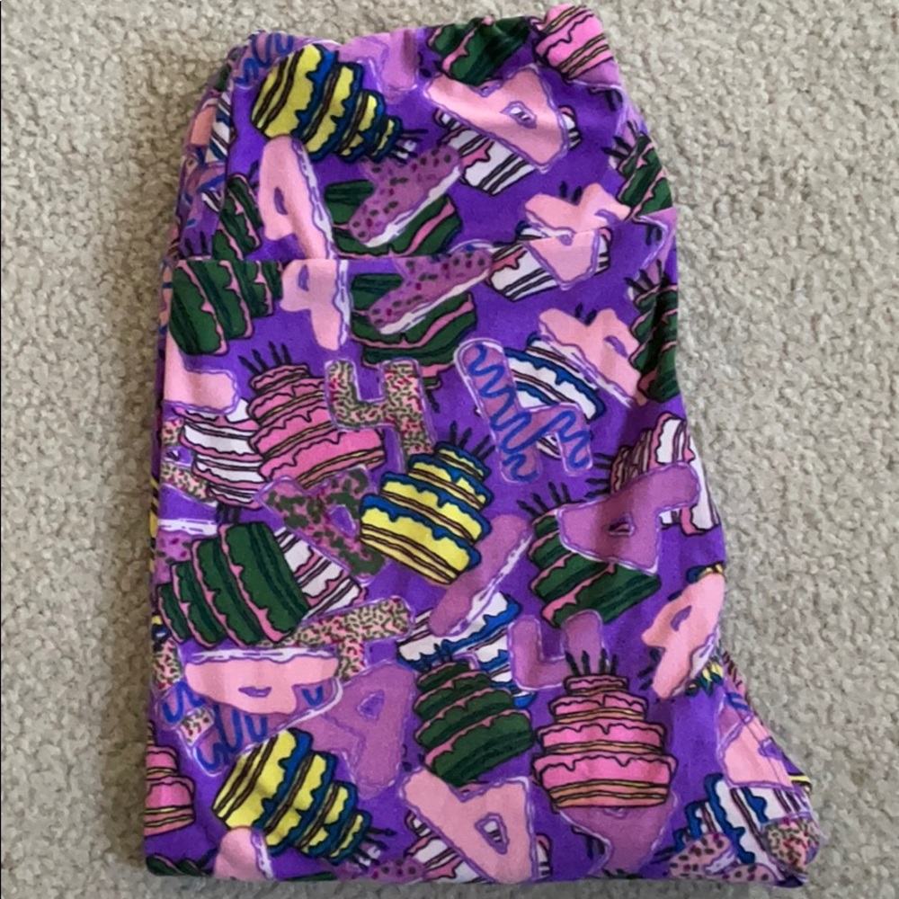 OS LLR Birthday Leggings